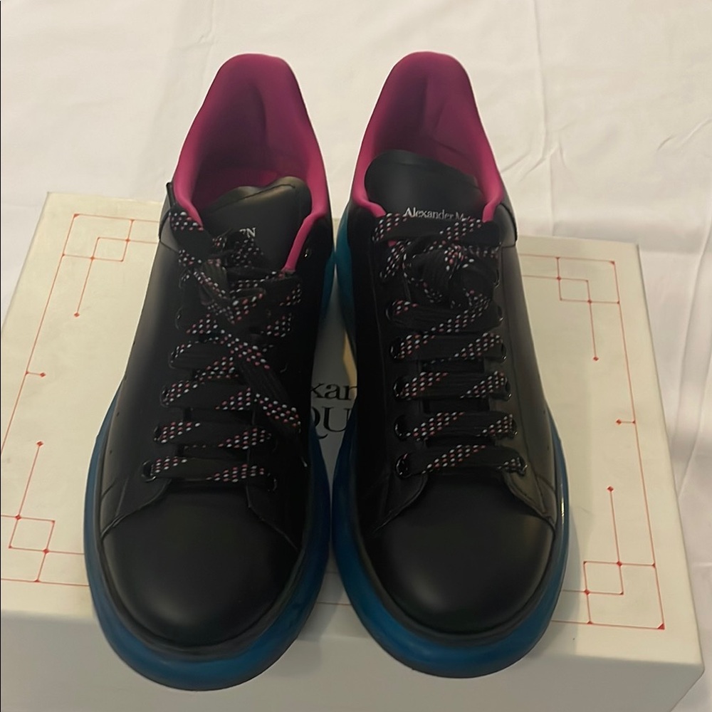 Alexander McQueen Leather oversized Platform Sneakers